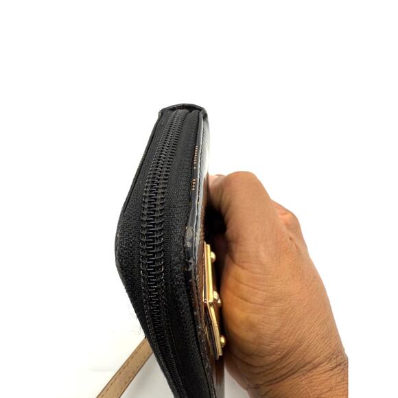 Michael Kors Metallic Black Patent Leather Wallet Wristlet*Great Condition - Picture 2 of 8